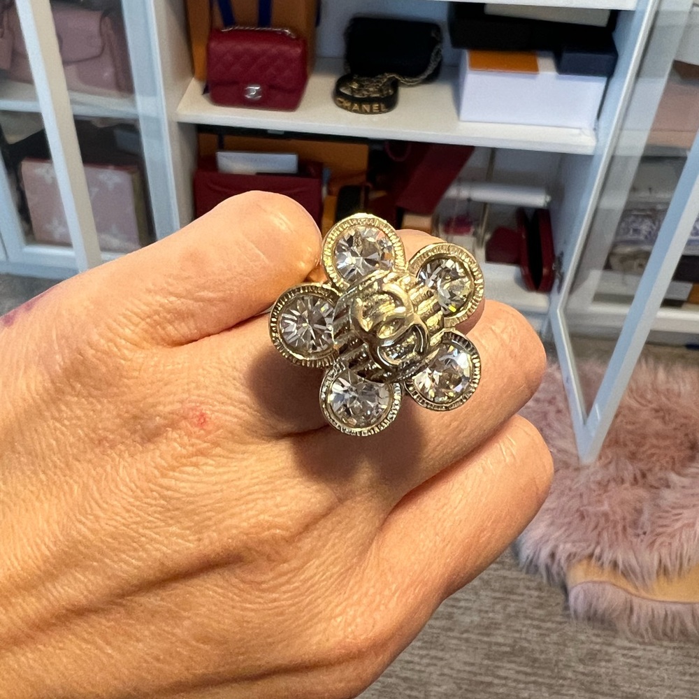 Chanel ring 💯 authentic no box or